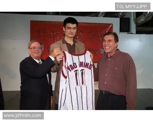 姚明早餐时光分享:健康饮食与运动员生活的完美结合 姚明早餐时光分享:健康饮食与运动员生活的完美结合