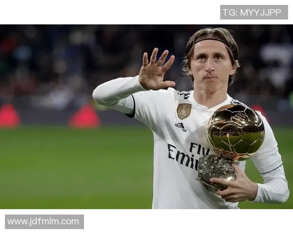 全球足球明星中前卫排名揭晓谁将成为最佳中场球员的领军人物