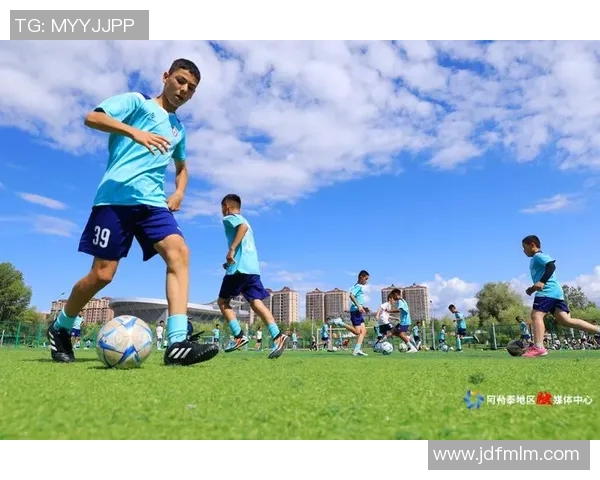 中国足球明星的崛起与成就探讨及其对足球发展的影响分析 中国足球明星的崛起与成就探讨及其对足球发展的影响分析