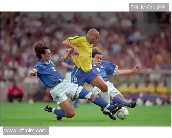 足球明星之家官网网址带你走进足球巨星的世界与精彩瞬间 足球明星之家官网网址带你走进足球巨星的世界与精彩瞬间